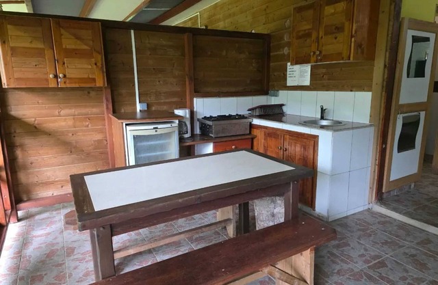 Homerez - Cozy Bungalow in Goyave with Garden View