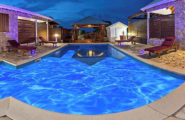 Homerez - Cozy House with Pool in Anse-Bertrand