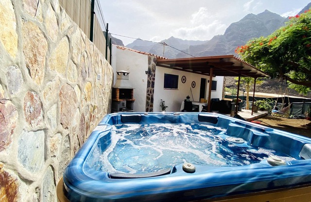 Homerez - House 4 km away from the beach for 4 ppl. with sea view at Tasartico