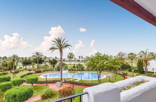 Homerez - Modern Apartment in Rota with Terrace and Pool