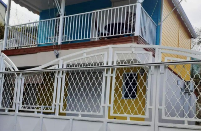 Homerez - Nice house with garden and terrace & Wifi