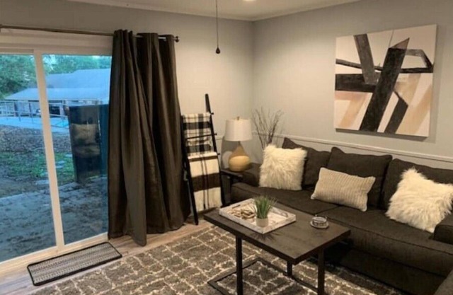 Homey 3-bedroom condonn