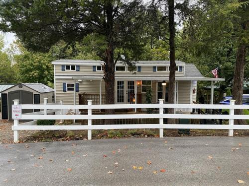 Homey Villa with Loft in Bloomington