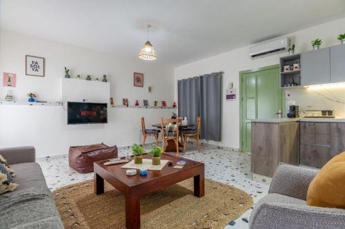 Hon Sweet Home 2BR In Old Souks