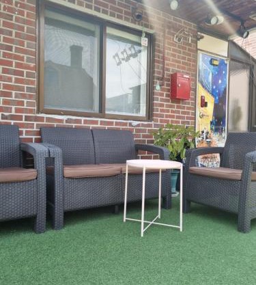 Hongdae Sky View Private Roof Garden 2BR 2QB 1SSB 합정역 5분 단독하늘정원