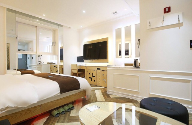 Hongseong Yongbongsan Hue Dream Motel