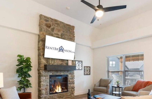 Hope Ridge @ Rocky Shores Free Daily Activities Close to Thunder Ridge Cmty Indoor Pool!