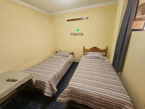 HOSPEDAJE ALVARADO - DOBLE - 101 - Bueno Bonito y Barato