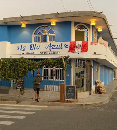 Hospedaje La Ola Azul