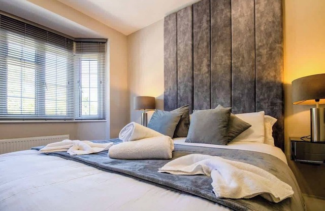 Host & Stay | Wolsey Mansions