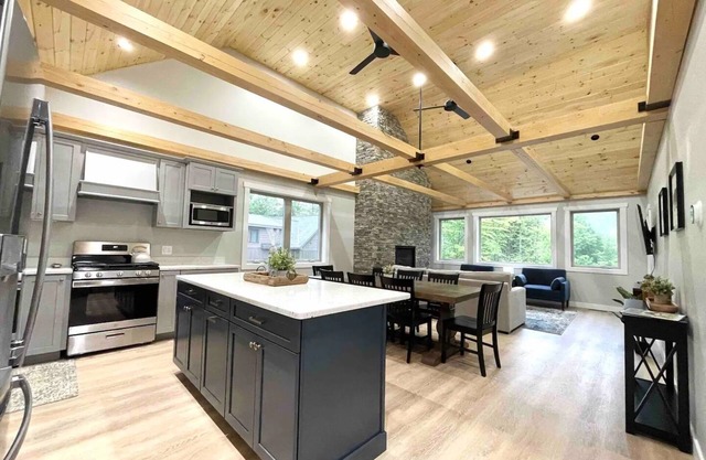 Hot Tub, Fire Pit, Sports Club, Near Attitash