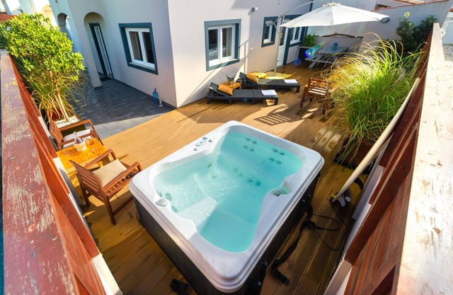 Hot Tub & Garden & Privacy & Fast wifi & Surf rental- Surf Atlantic - Baleal