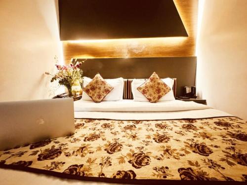 Hotel Bala Ji International Pure Veg