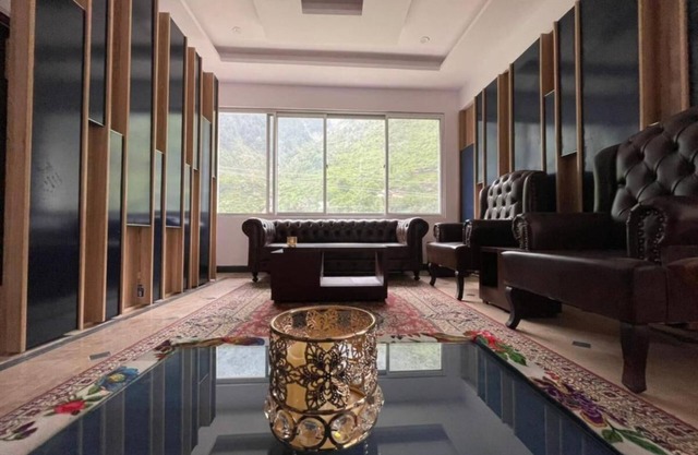 Hotel Chateau De North