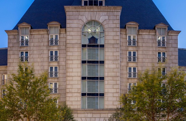 Hotel Crescent Court
