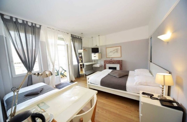 Hotel de Paris (Capdenac)