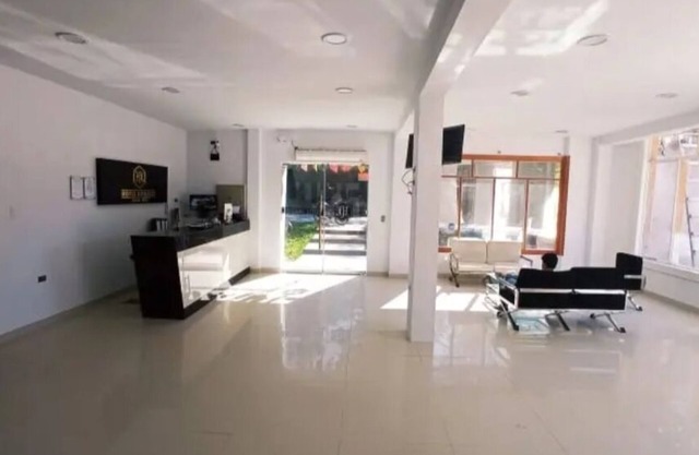 Hotel Embassy Suites