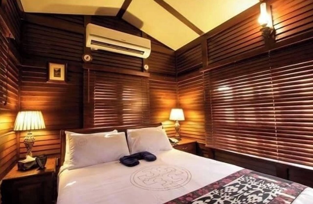 Hotel Exclusive Karachi