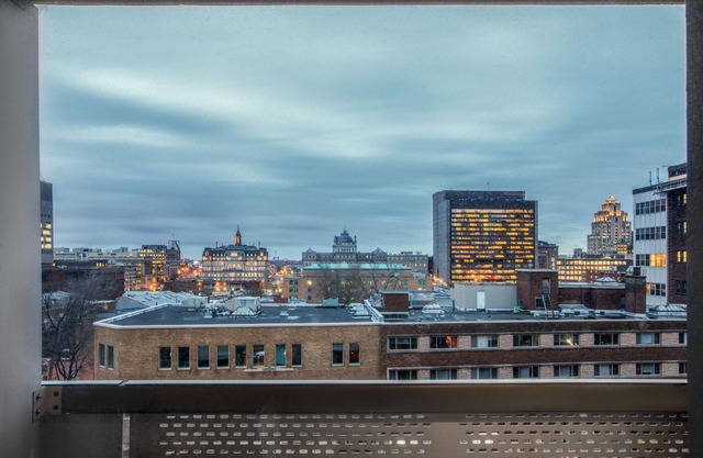 Hotel Faubourg Montreal