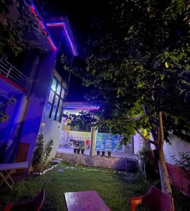 Hotel Golden Eyes & Restaurant