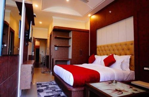 Hotel Grand Hill Mcleodganj near Dalai Lama Temple
