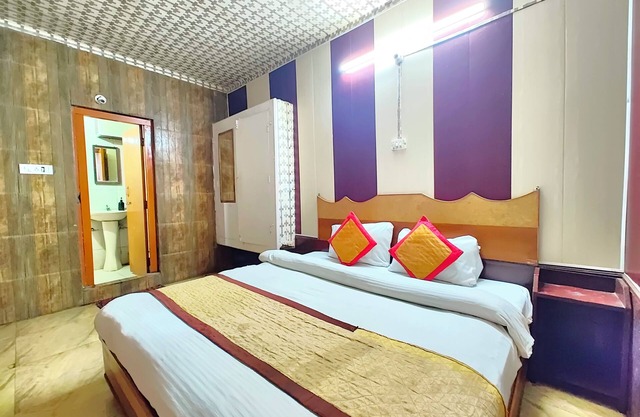 Hotel Neelam Raj Nainital
