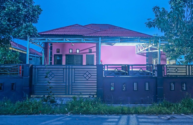 Hotel O Adam Kost SyariahNearWisata Jembatan Barito