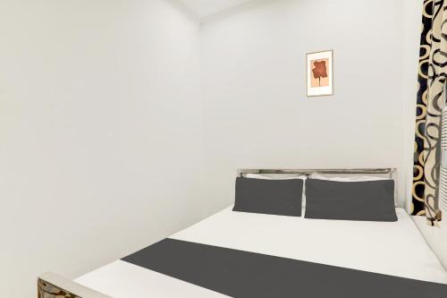 Hotel O Relax Inn