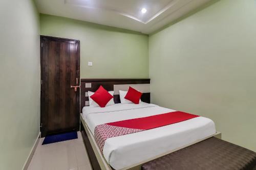 Hotel O Royal