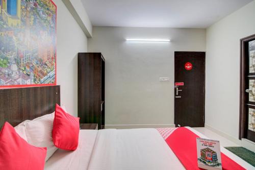 Hotel O Varcity Plaza