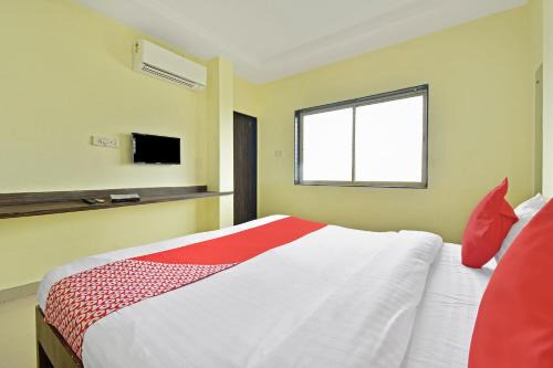 Hotel O Vivek Executive