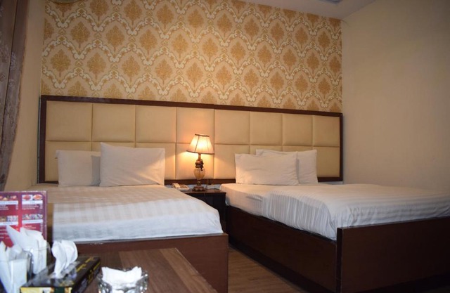 Hotel Pak Continental