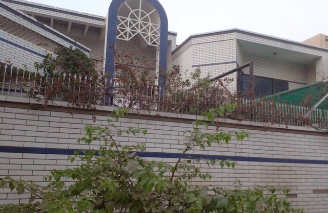 Hotel Paradise & Restaurent