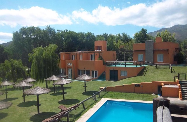 Hotel Posada Terrazas con pileta climatizada