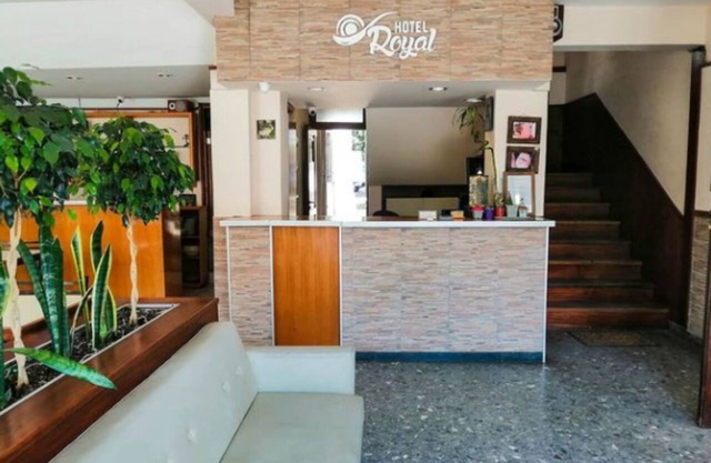 HOTEL ROYAL