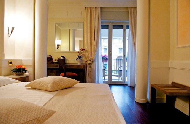 HOTEL STENDHAL
