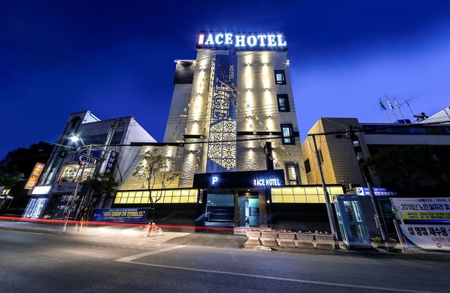 Hotel the Ace