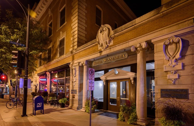 Hotel Winneshiek