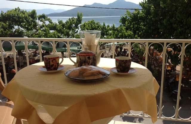 HOTEL -XRISI AMMOUDIA