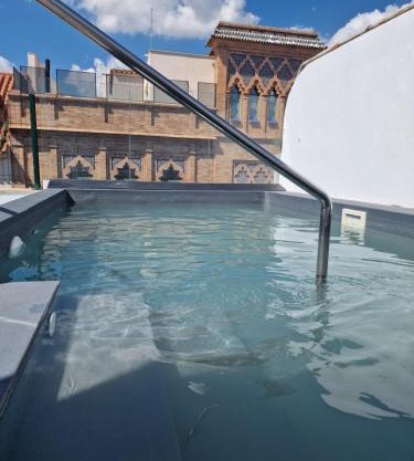 Hotel y Apartamentos Doña Lola