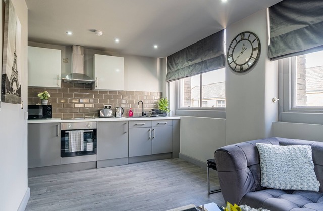 Hotl Aparts Huddersfield Central