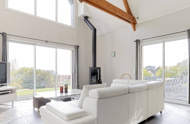 House of character near the sea. 4 stars furnished with tourism!