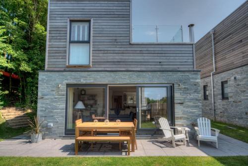 House 21