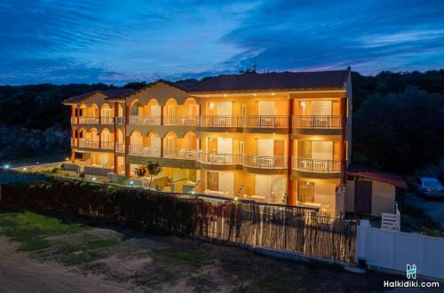 House Aggeliki