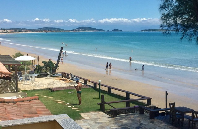 House by the sea with beautiful views, veranda and private pool.