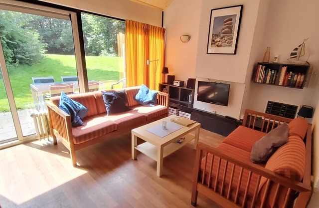 House, child-friendly, quiet location by the sea with WLAN/Wifi and dishwasher