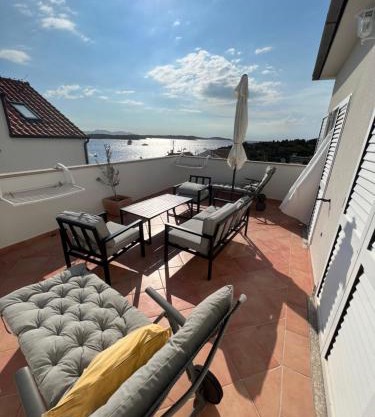 House Erin Tara Sigrid, Hvar