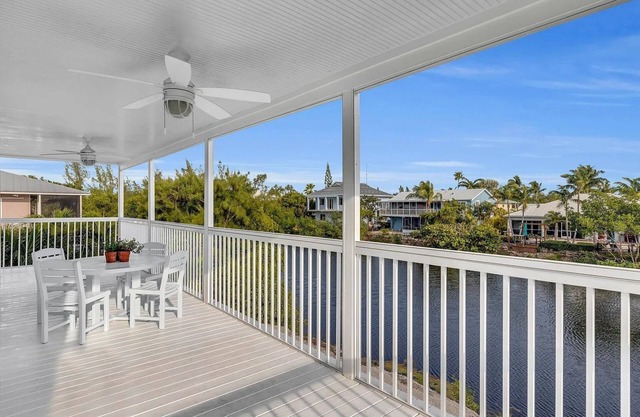 House in Islamorada, in exclusive Venetian Shores.