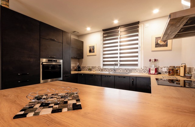 🌟House near downtown, shopping area, in a quiet location🌟