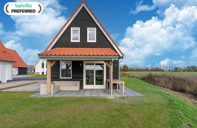 House near Scherpenisse Beach with Garden